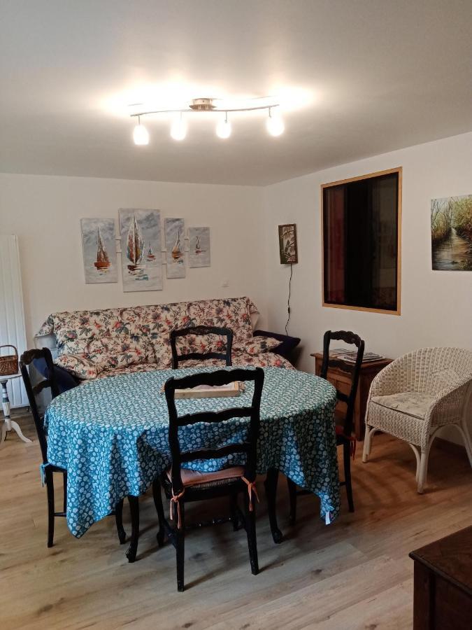 Hentig Ar Feunteun Bed and Breakfast Plouaret Buitenkant foto